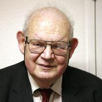 Benoit Mandelbrot