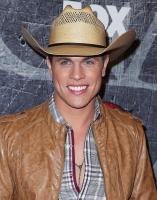 Dustin Lynch