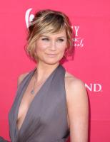 Jennifer Nettles