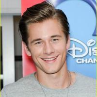 Luke Benward