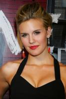 Maggie Grace