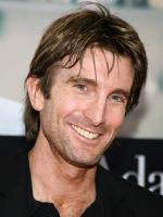 Sharlto Copley