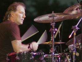 Aynsley Dunbar profile photo