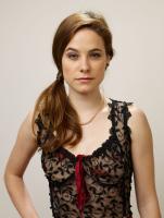 Caroline Dhavernas profile photo