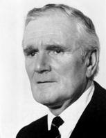 Desmond Llewelyn's quote #1