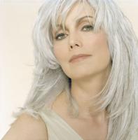 Emmylou Harris profile photo