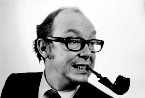 Eric Morecambe's quote #2