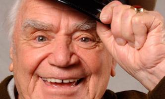 Ernest Borgnine profile photo