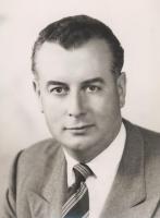 Gough Whitlam profile photo