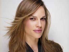 Hilary Swank profile photo