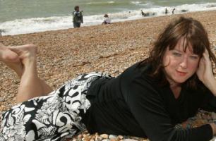 Julie Burchill profile photo