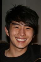 Justin Chon profile photo