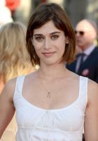 Lizzy Caplan profile photo