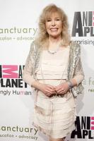 Loretta Swit's quote