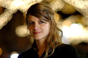 Melanie Laurent profile photo