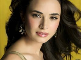 Mia Maestro profile photo