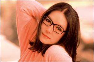 Nana Mouskouri profile photo