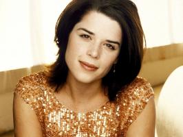 Neve Campbell profile photo