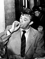 Robert Mitchum's quote #1