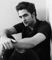 Robert Pattinson profile photo