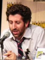 Simon Helberg profile photo