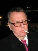 Tom Wilkinson profile photo