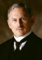 Victor Garber profile photo