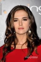 Zoey Deutch profile photo