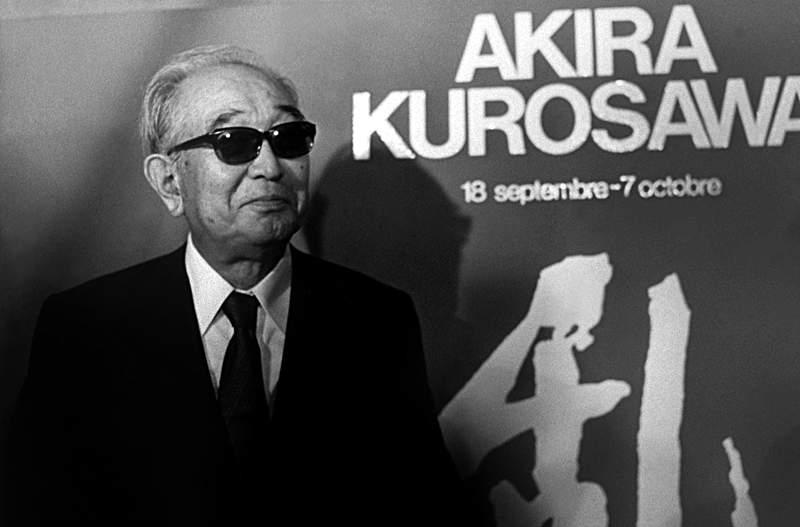 Akira kurosawa. Акира Куросава. Куросава Режиссер. Акира Куросава расамен. Акира Куросава Режиссер.