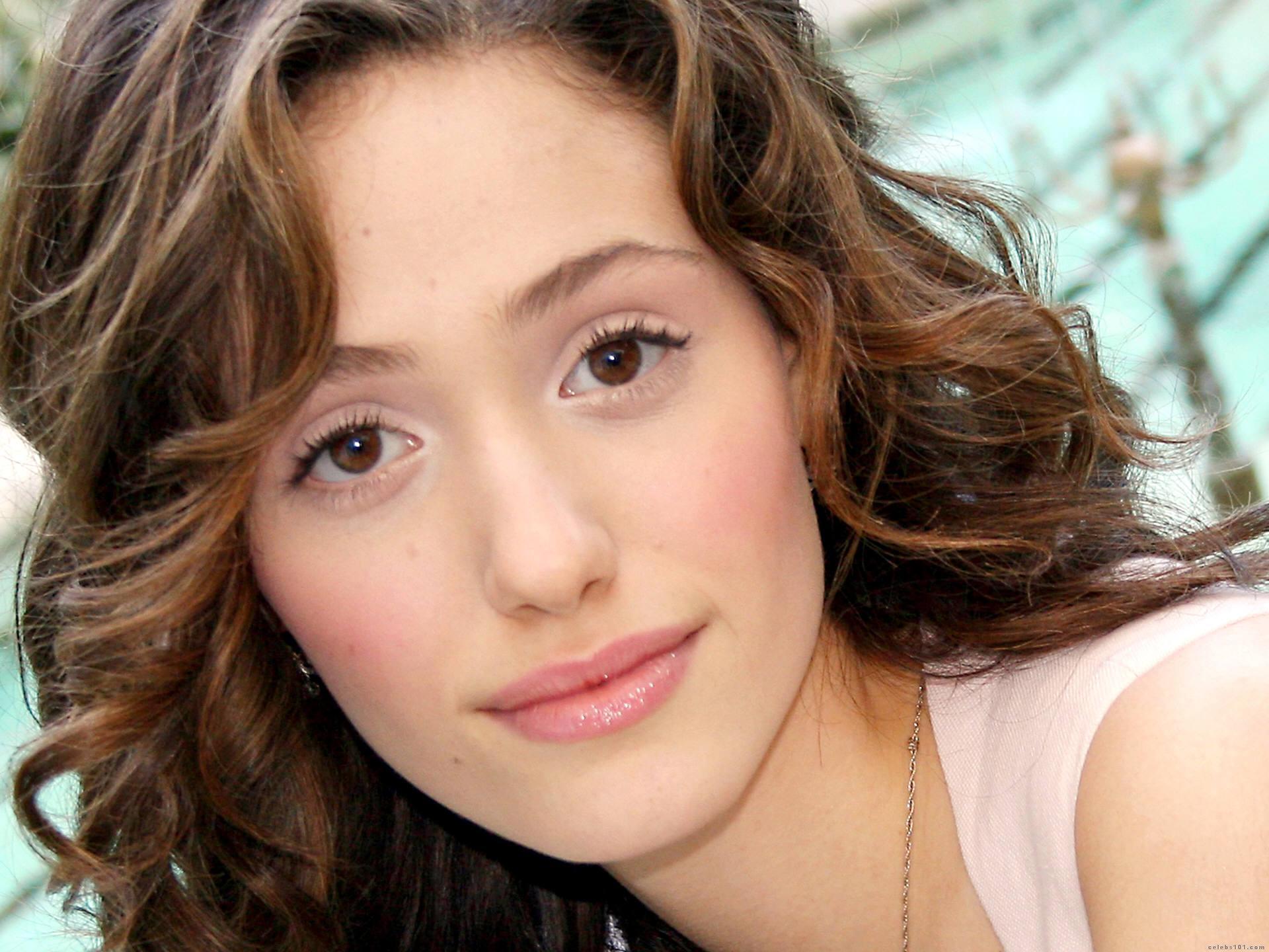 Emmy Rossum's Profile.