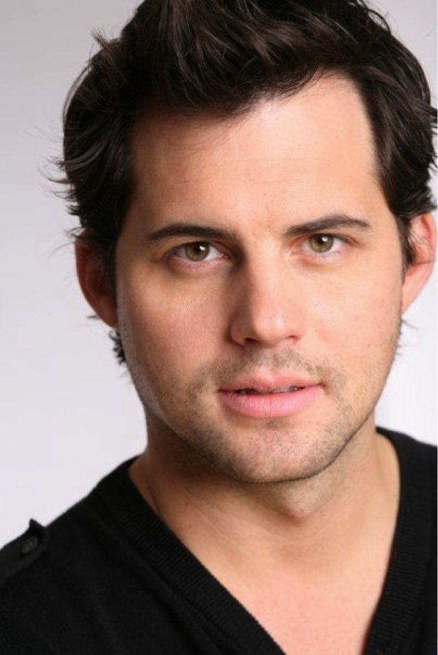 Kristoffer Polaha's Profile.