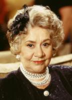 Joan Plowright profile photo